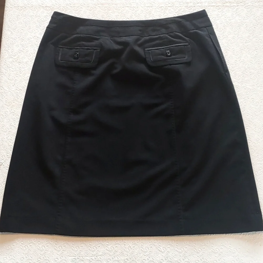 Investments Women's Black Skirt with 6 Button Sailor Front Sze 12